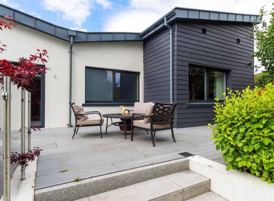 2 Kintyre Avenue, Holywood, BT18 0LY