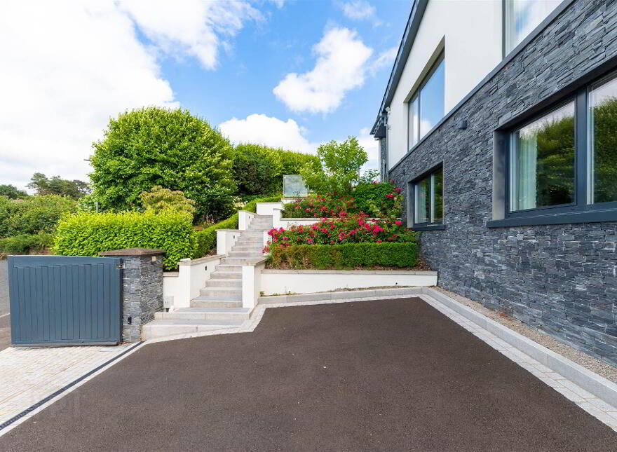 2 Kintyre Avenue, Holywood, BT18 0LY