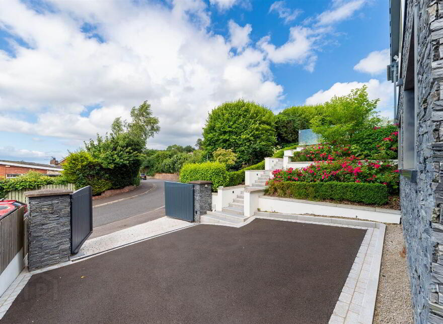 2 Kintyre Avenue, Holywood, BT18 0LY