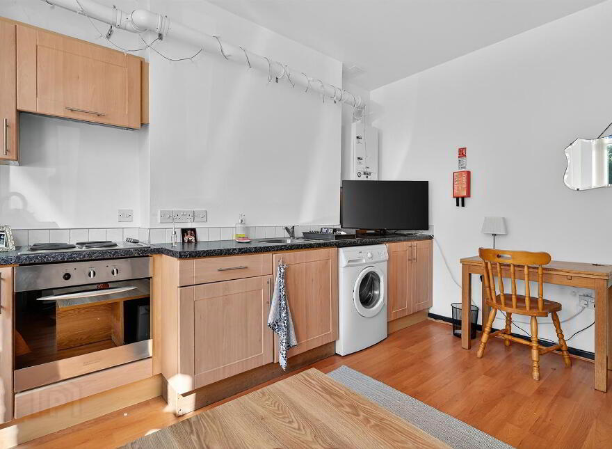 75 Wellesley Avenue ( Converted Into Two Apartments), Belfast, BT9 6DH
