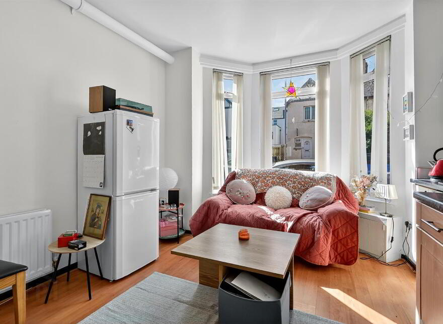 75 Wellesley Avenue ( Converted Into Two Apartments), Belfast, BT9 6DH