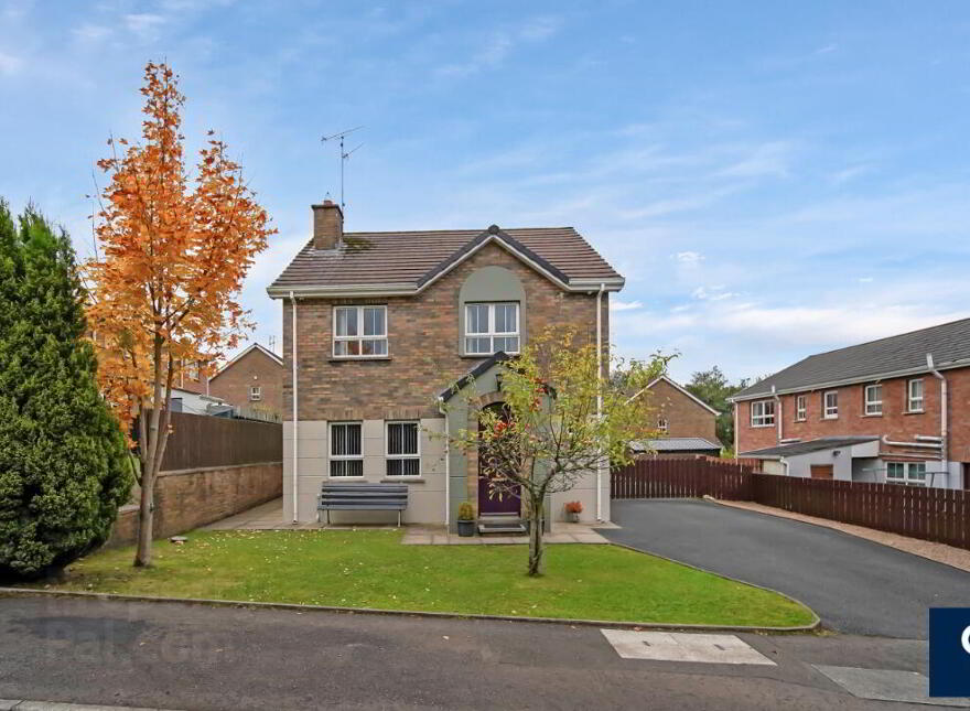 7 Slieveard Rise, Omagh, BT79 7WE photo