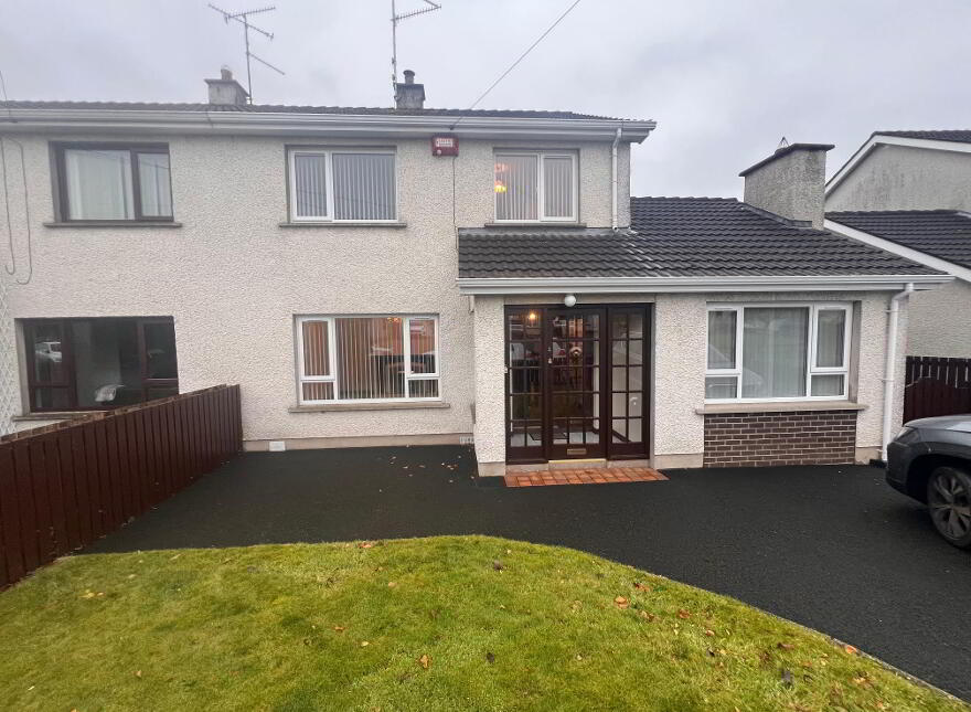 4 Hilton Park, Portglenone, BT44 8HH photo