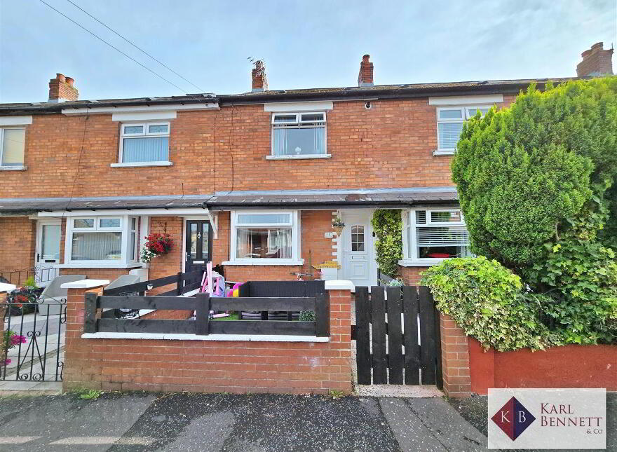 15 Bloomfield Crescent, Belfast, BT5 5AT photo