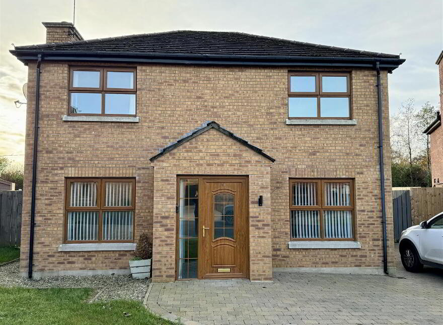 91 Killultagh Avenue, Glenavy, BT29 4GL photo