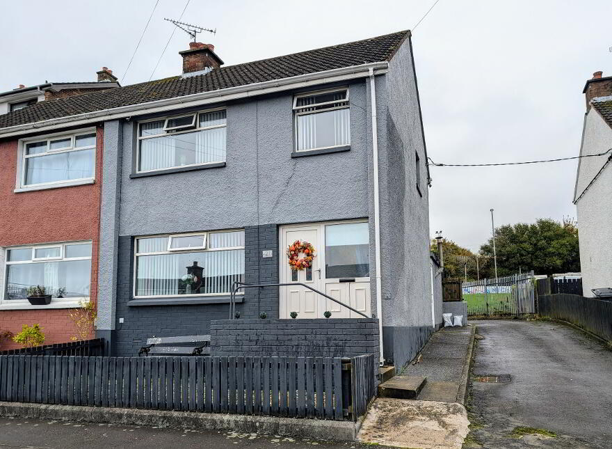 21 Rosemary Place, Coleraine, BT52 2AT photo