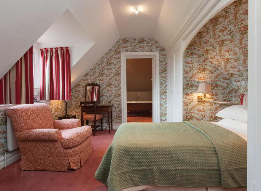 Rathmoyle House, 40 Craigdarragh Road, Helens Bay, Bangor, BT19 1UB