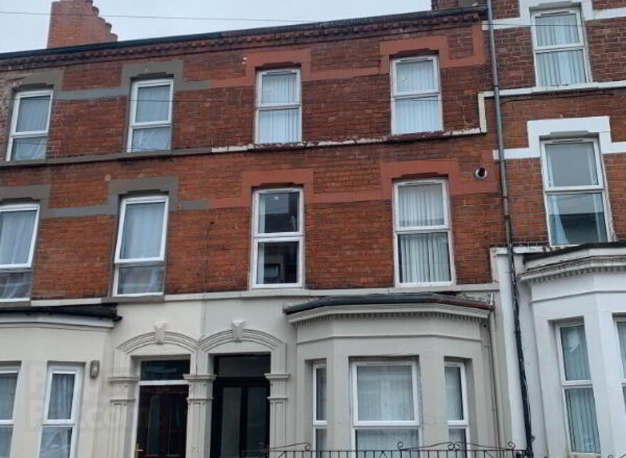 28 Eia Street, Belfast, BT14 6BT photo