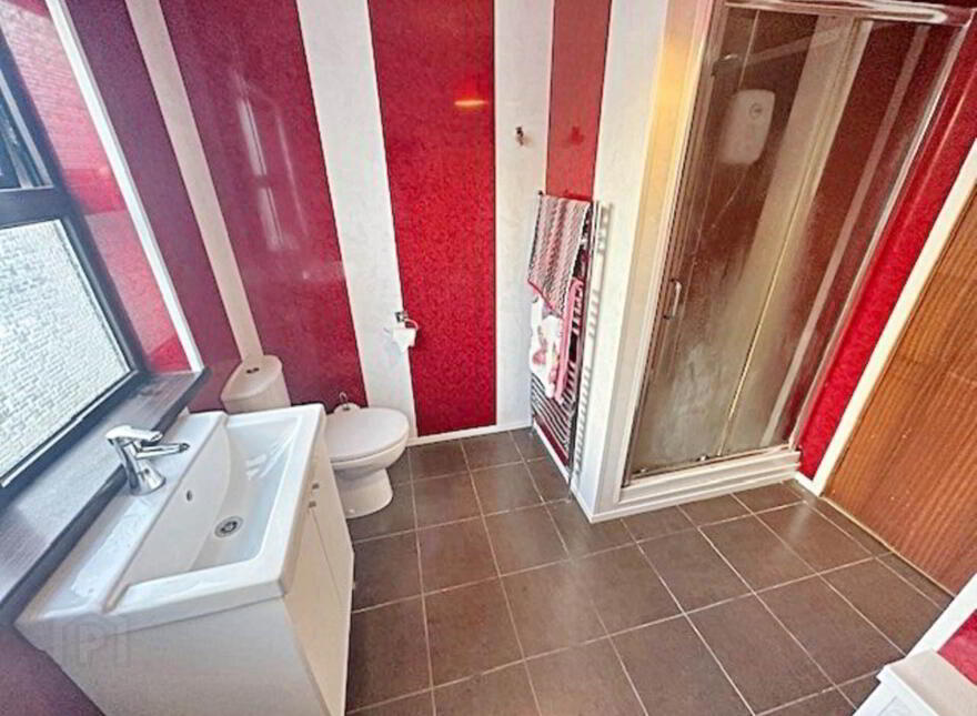 17 Red Fort Park, Carrickfergus, BT38 9EW