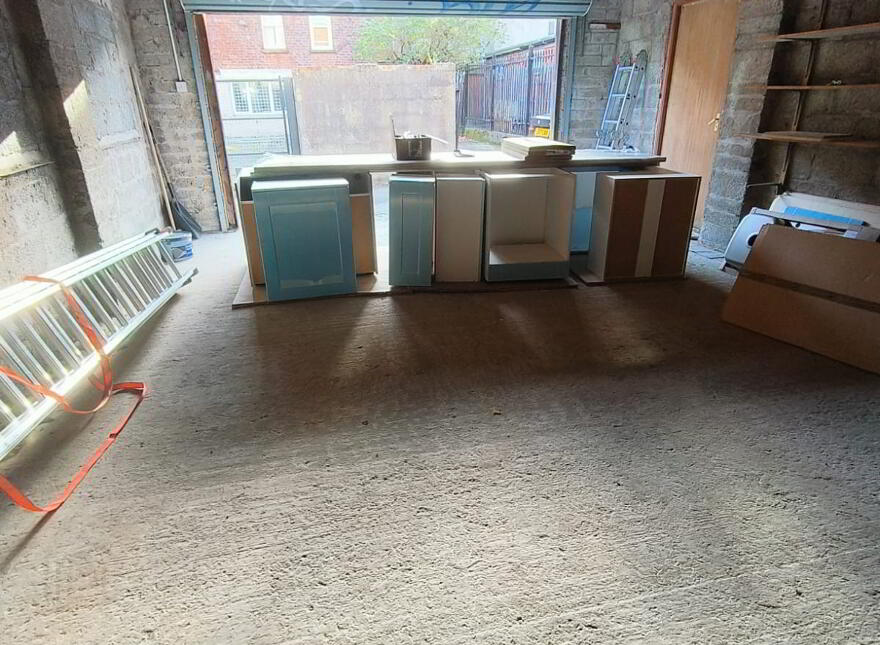 Eglantine/ Malone Avenue, Belfast, BT9 6EW