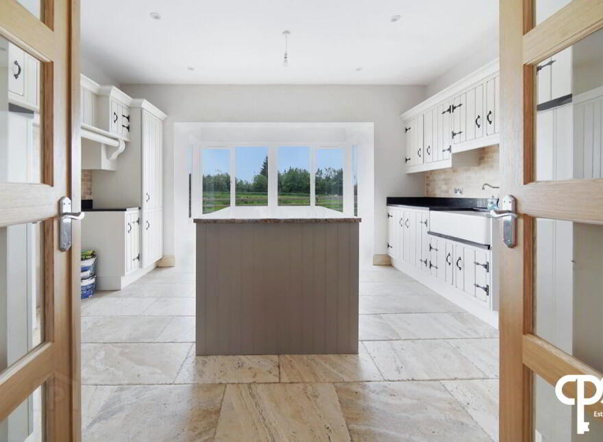 556 Boa Island Road, Kesh, BT93 8AE