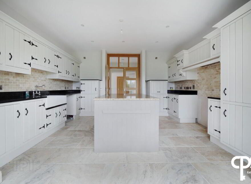 556 Boa Island Road, Kesh, BT93 8AE