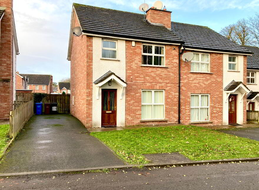 182 Bush Manor, Antrim, BT41 2UQ photo