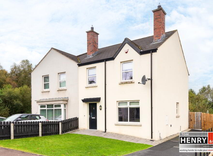 8 Blackwater Manor, Tamnamore, Dungannon, BT71 6WY photo