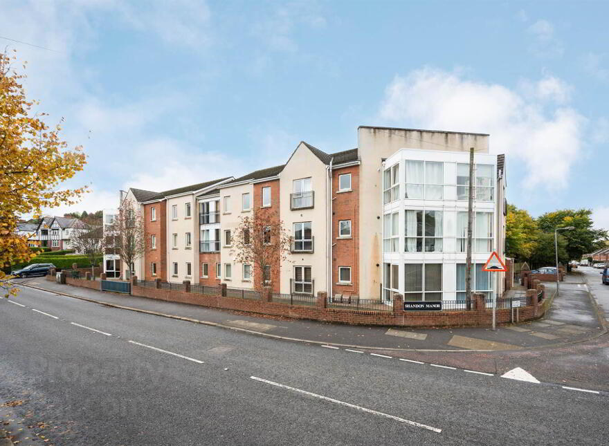 Apartment 3 Shandon Manor 15 Clara Road, Belfast, BT5 6FN photo