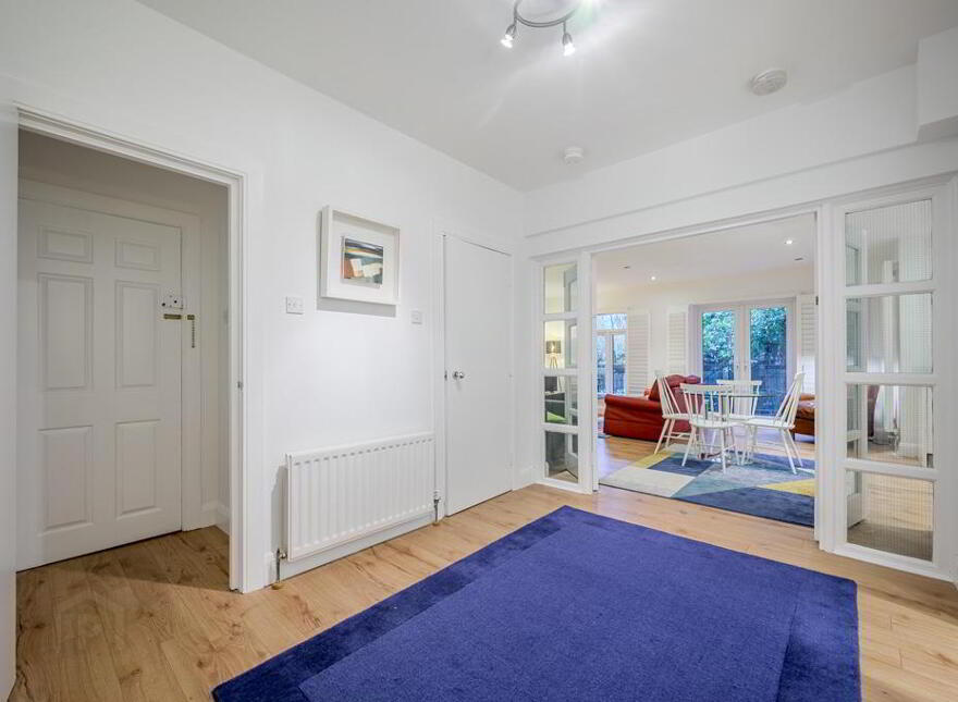 Flat 2 Holyrood Manor, 5 Holyrood, Belfast, BT9 5DA