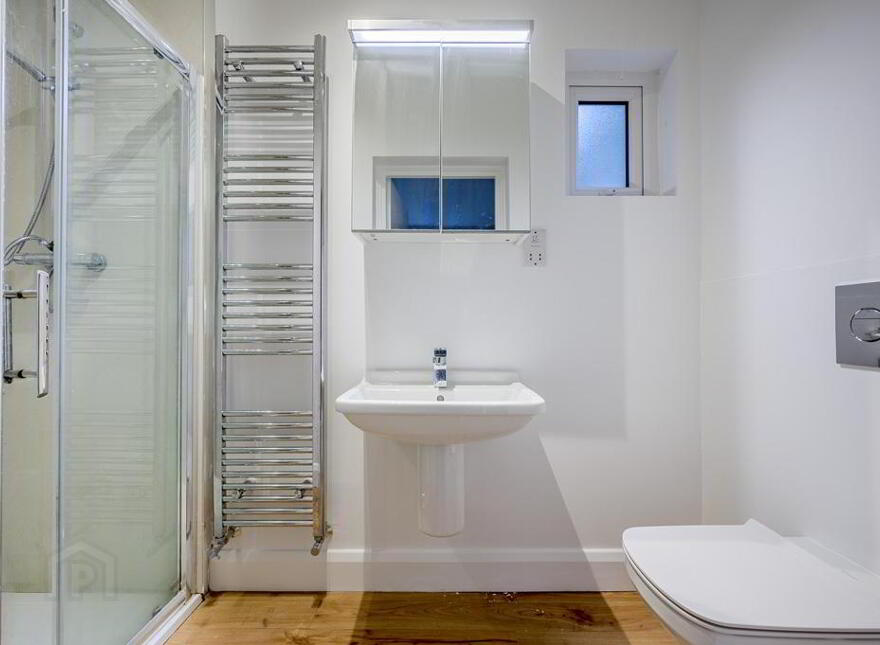Flat 2 Holyrood Manor, 5 Holyrood, Belfast, BT9 5DA