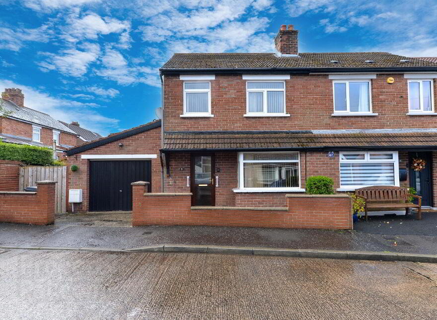 2 Bloomfield Park West, Belfast, BT5 5JX photo