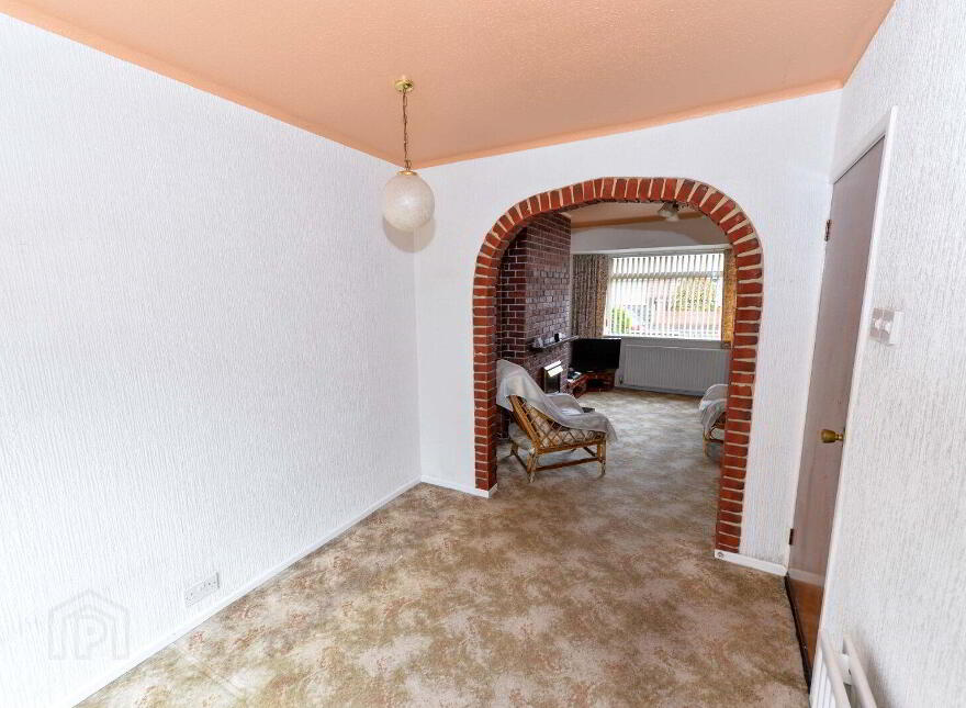 2 Bloomfield Park West, Belfast, BT5 5JX