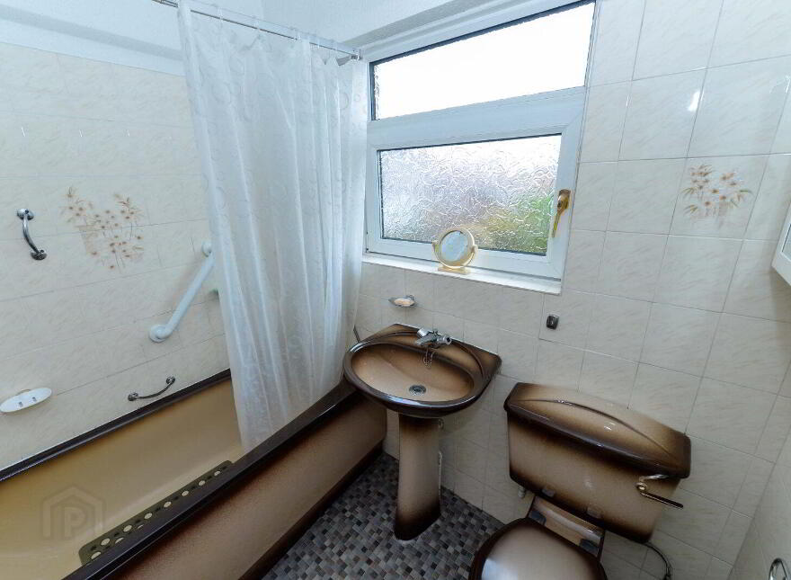 2 Bloomfield Park West, Belfast, BT5 5JX
