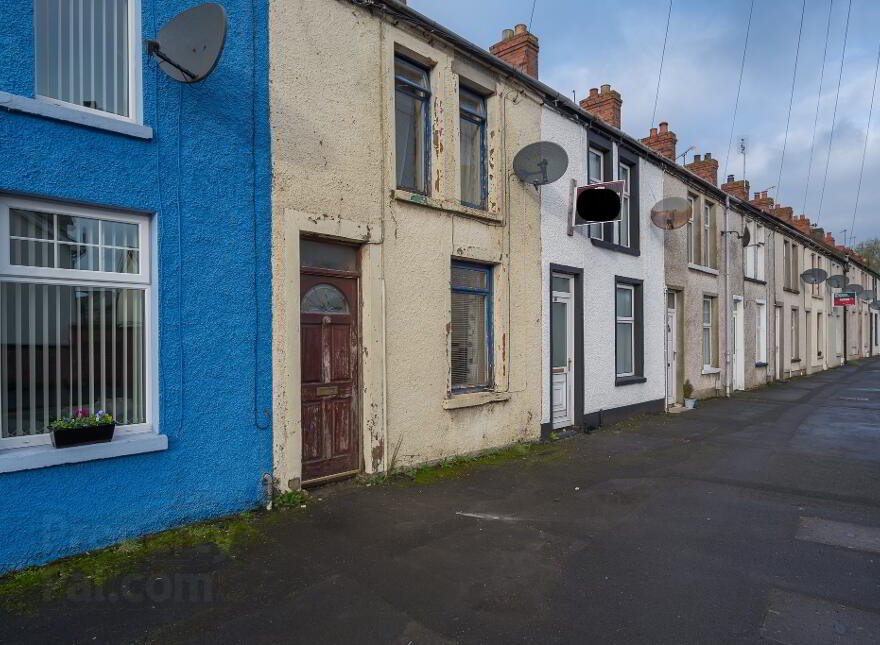 18 Castle Lane, Comber, BT23 5EB photo