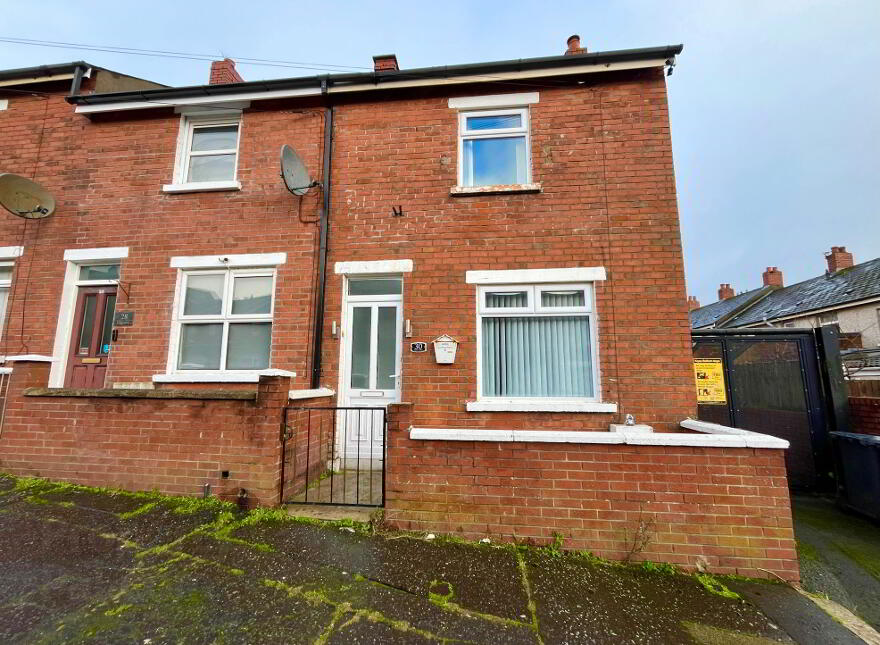 30 Leroy Street, Belfast, BT14 8AU photo