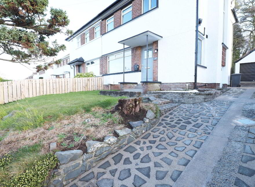 67 Abbey Park, Bangor, BT20 4BZ photo