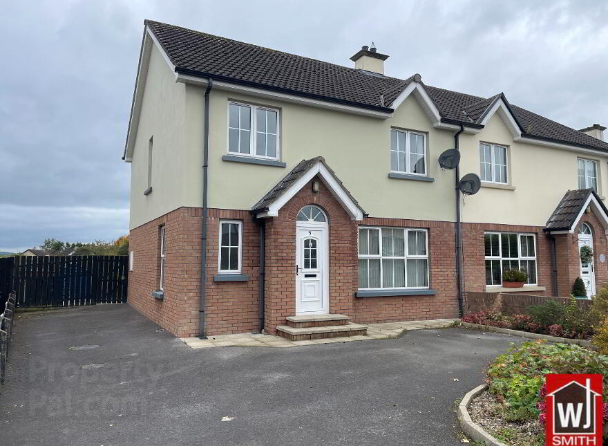 5 Milldam View, Castlederg, BT81 7DP photo