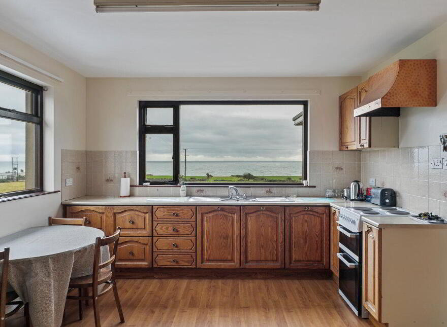 74 Kilkeel Road, Annalong, Newry, BT34 4TJ