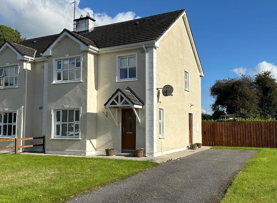 4 Castlegrove, Ballymote, F56WF65 photo