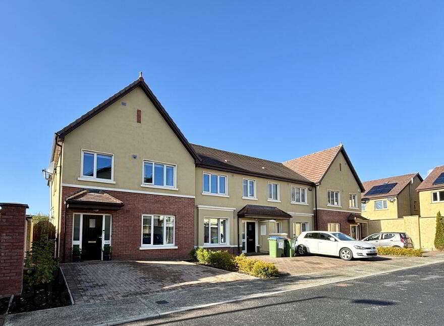 202 Kylemore, School House Road, Castletroy photo