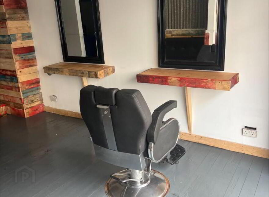 35 Carlisle Road, Carlisle Barbers, Derry, BT48 6JJ