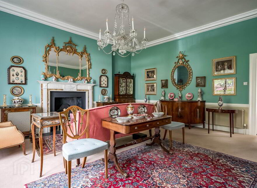 Loughgall House, 19 Main Street, Loughgall, BT61 8HZ