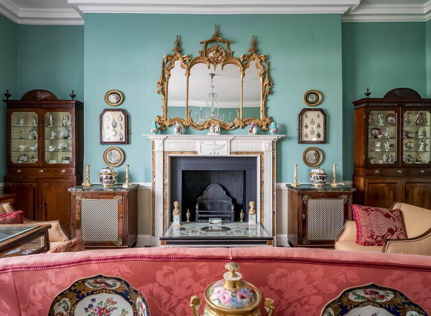 Loughgall House, 19 Main Street, Loughgall, BT61 8HZ