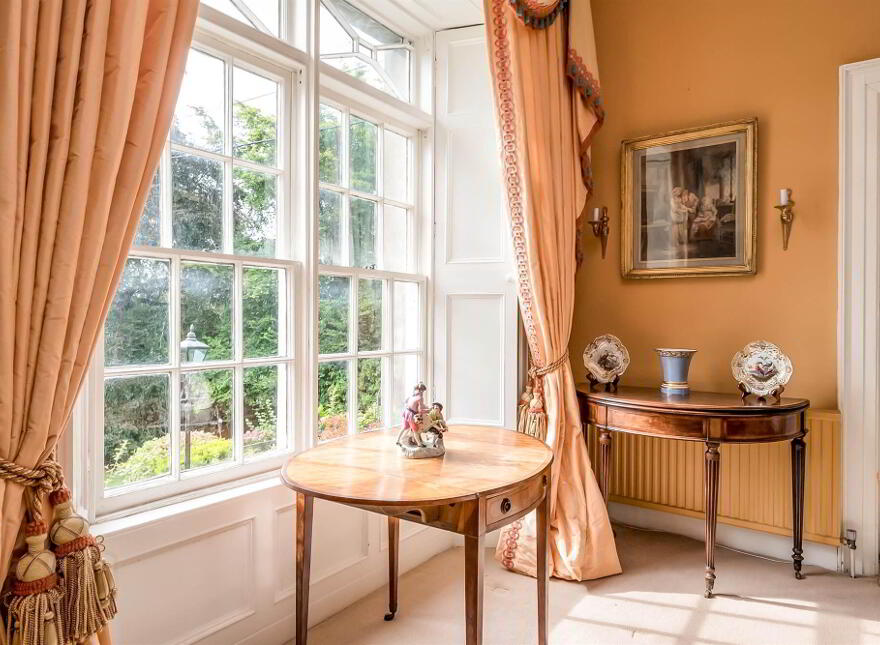 Loughgall House, 19 Main Street, Loughgall, BT61 8HZ