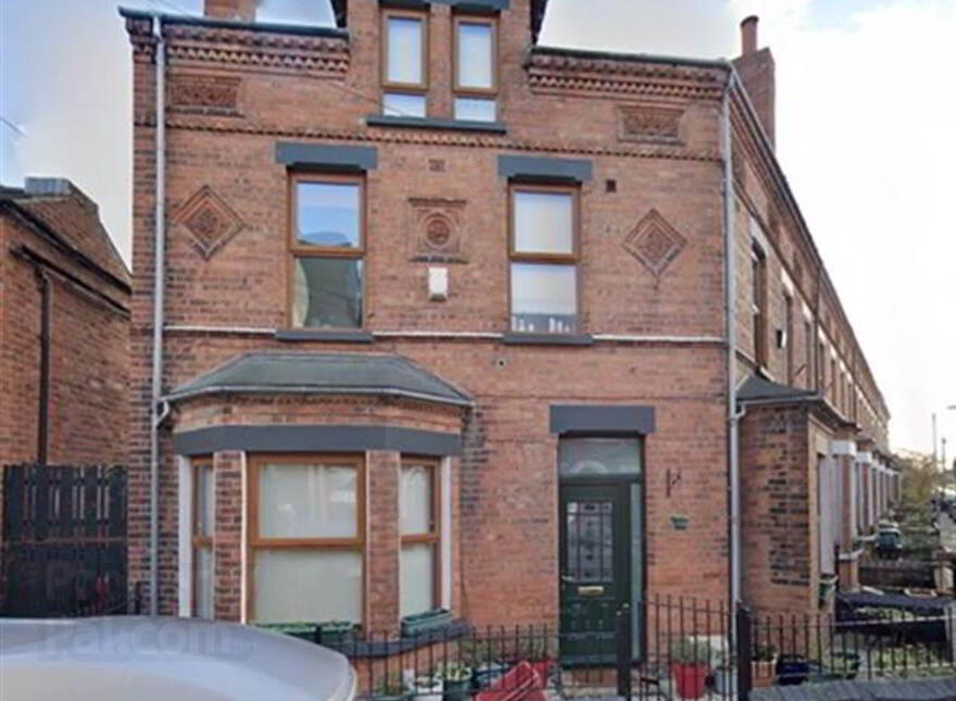 2 Rushfield Avenue, Belfast, BT7 3FP photo