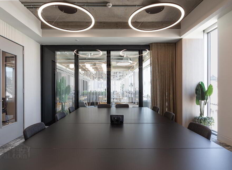 Metro Office, 6-9 Donegall Square South, Belfast, BT1 5JA
