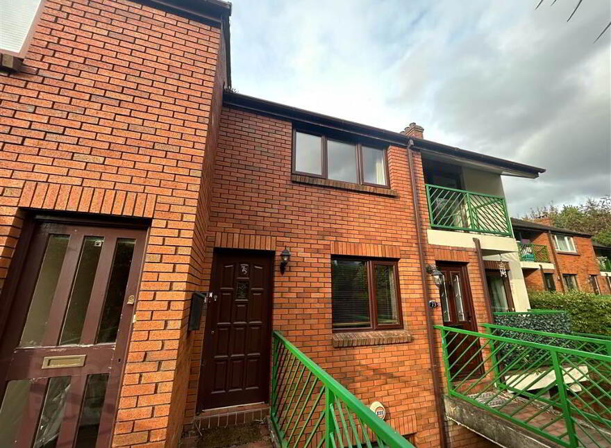 75 Upper Malone Road, Belfast, BT9 6PW photo