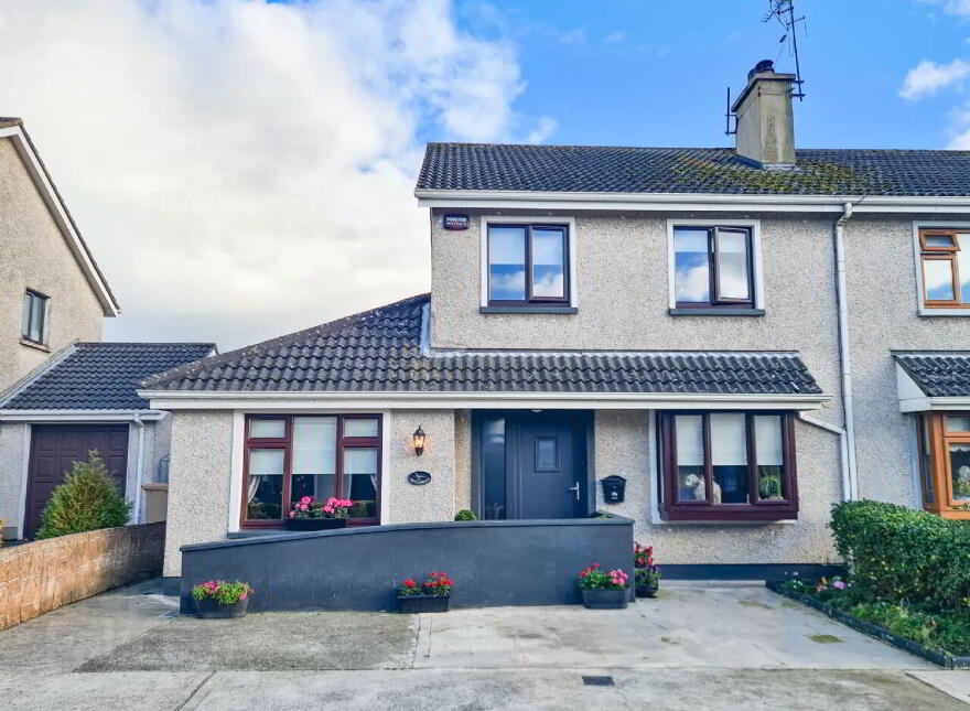 14 Ikerrin Court, Thurles, E41W7P9 photo