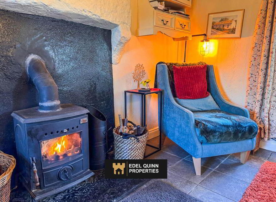 Bridge Cottage, Casheltown, Dunkineely, F94A2K7