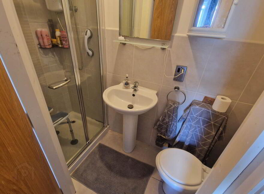 Two Bed Apartment, Silverhill House, Silverhill Manor, Enniskillen, BT74 5JJ
