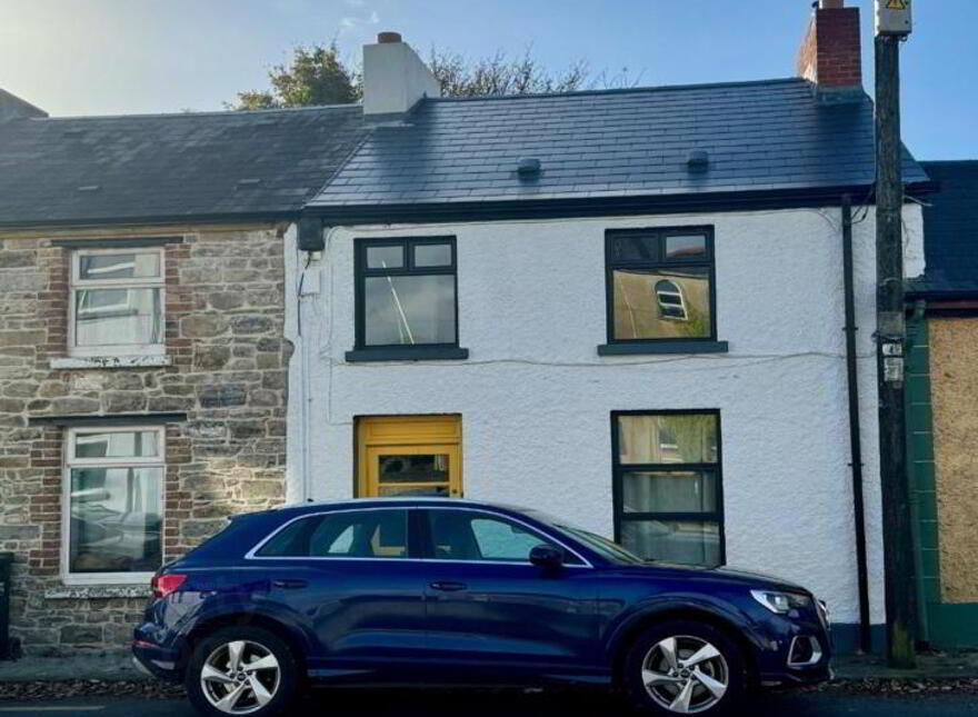 No, 7 Convent Rd, Ballinamore, N41D529 photo