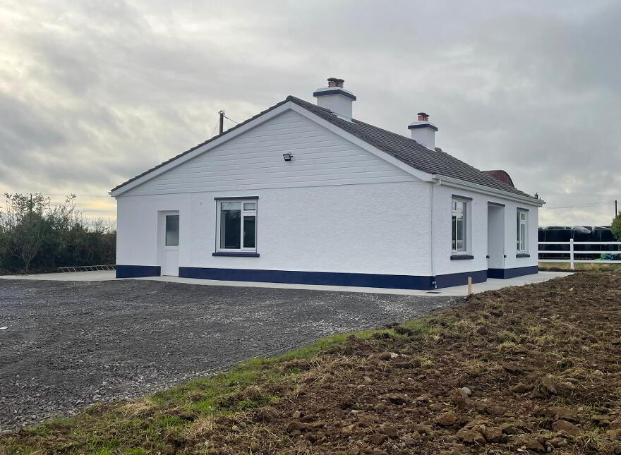 Lisliddy, Castlerea, F45Y430 photo