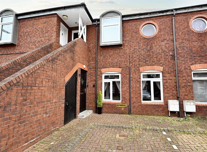 21 Salisbury Court, Belfast, BT7 1DD photo