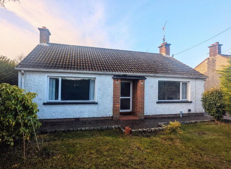 14 Woodland Drive, Lisburn, BT27 4PH photo