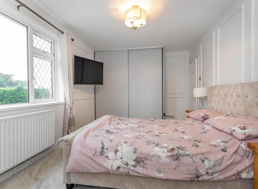 "Lakaz" Steeple Road, Antrim, BT41 2QE