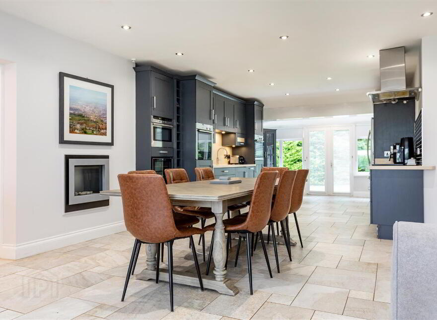 "Lakaz" Steeple Road, Antrim, BT41 2QE