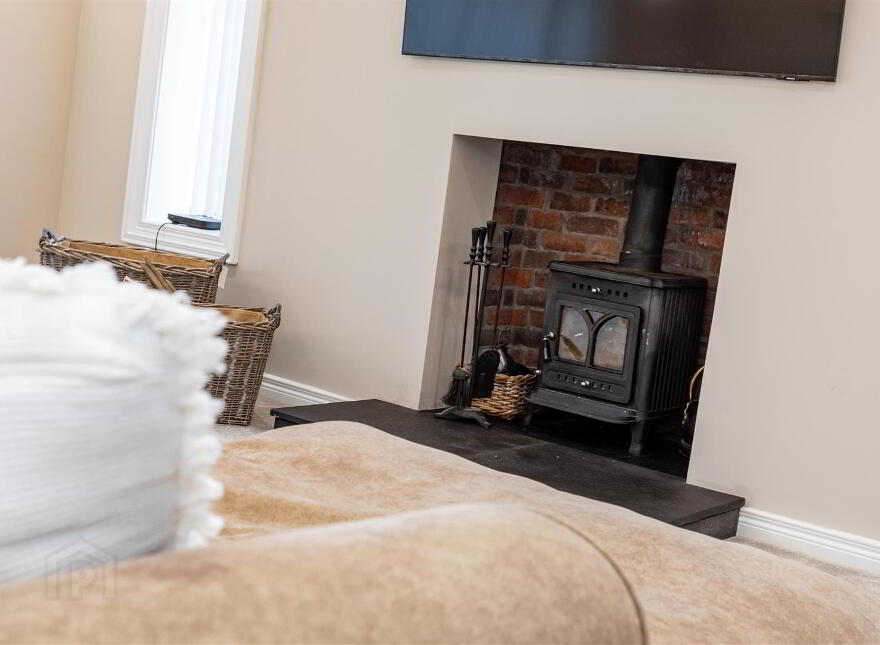 "Lakaz" Steeple Road, Antrim, BT41 2QE