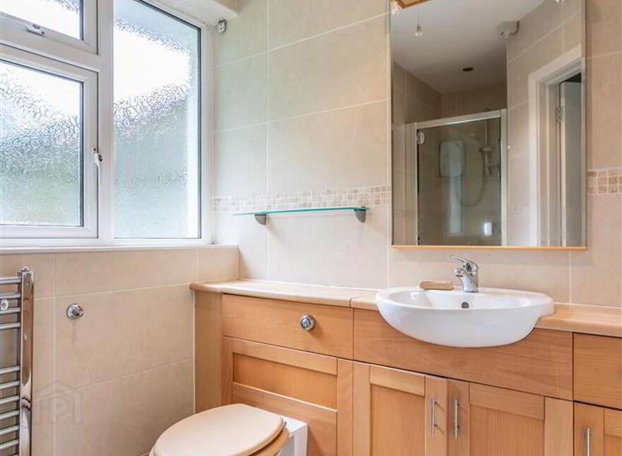 "Lakaz" Steeple Road, Antrim, BT41 2QE