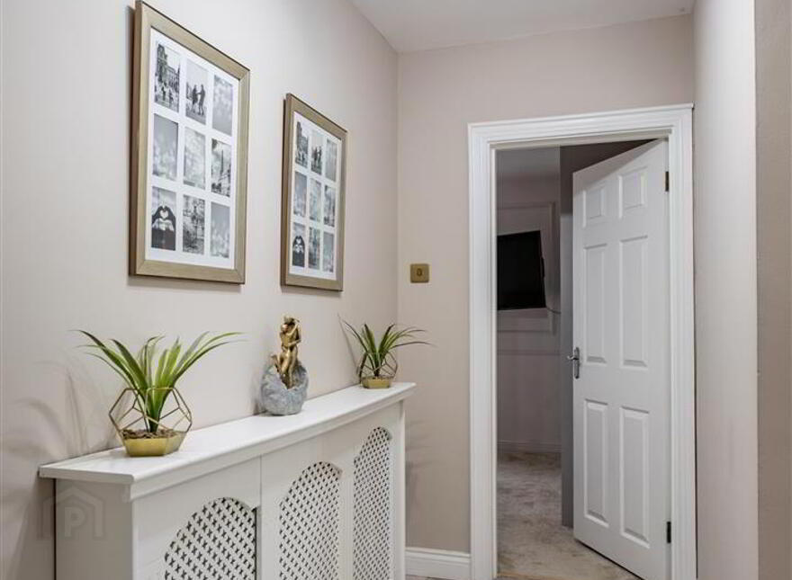 "Lakaz" Steeple Road, Antrim, BT41 2QE